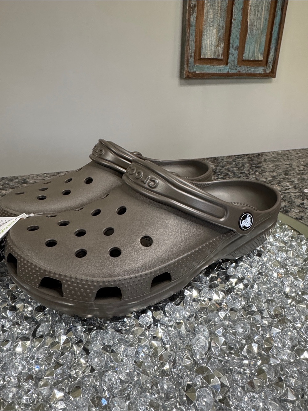 CROCS Classic Clog in chocolate NEW M7 W9 - Picture 6 of 10